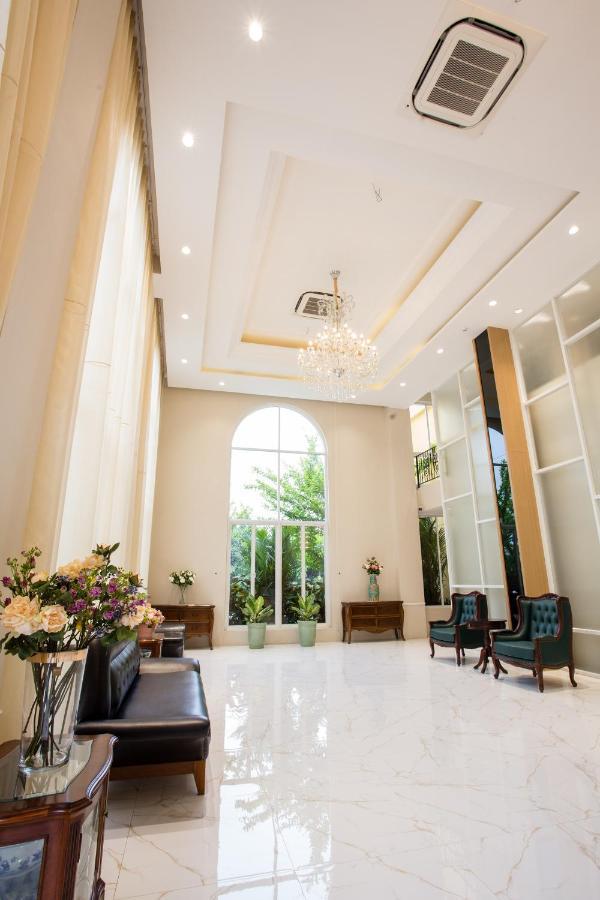 S Bangkok Hotel, Navamin Ngoại thất bức ảnh