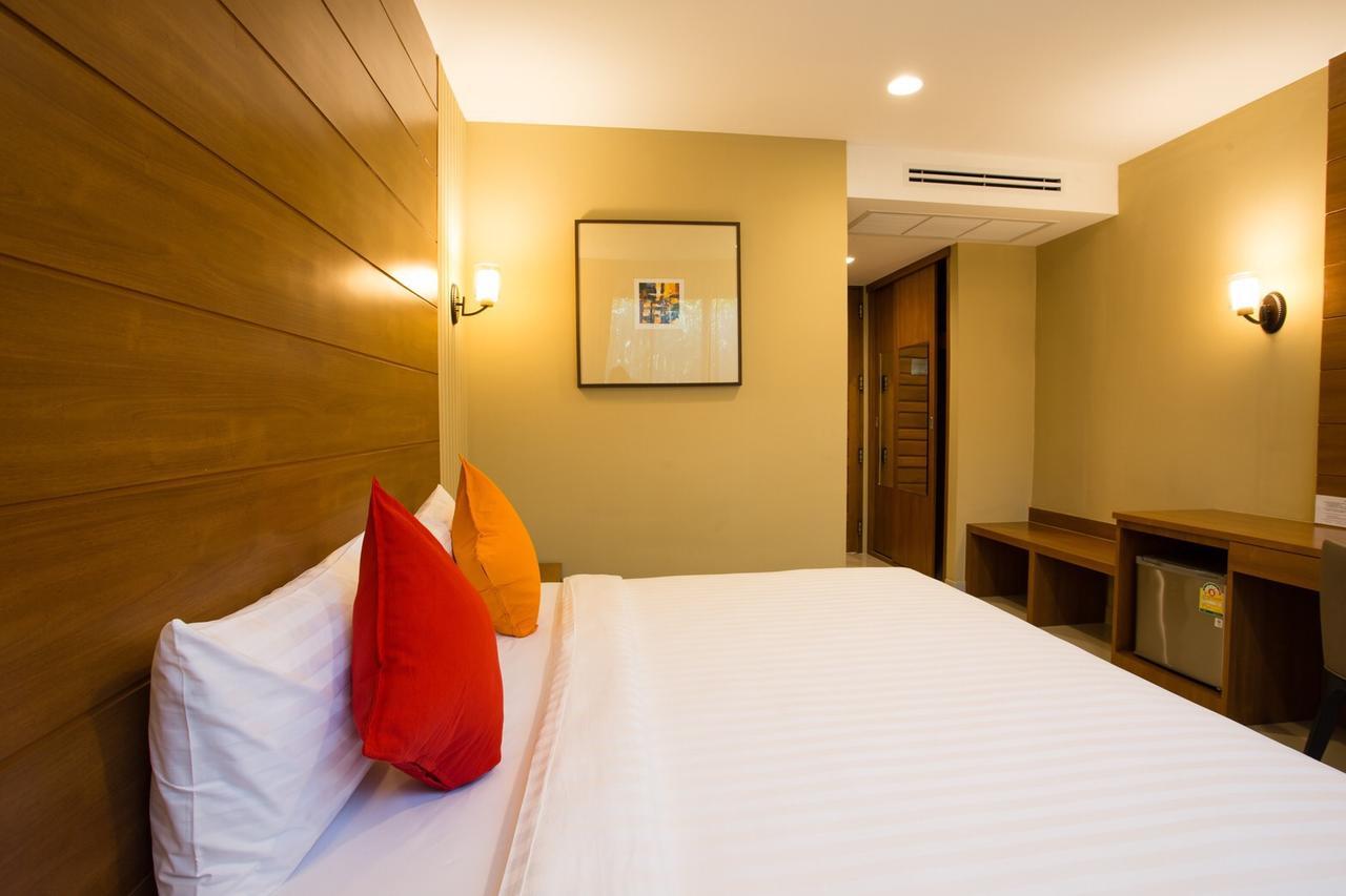 S Bangkok Hotel, Navamin Ngoại thất bức ảnh